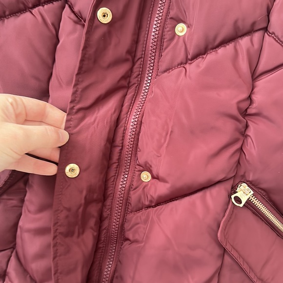 NEW Jessica Simpson Merlot Faux-Fur Trim Hooded Puffer Jacket Women’s Size Small - Picture 5 of 14